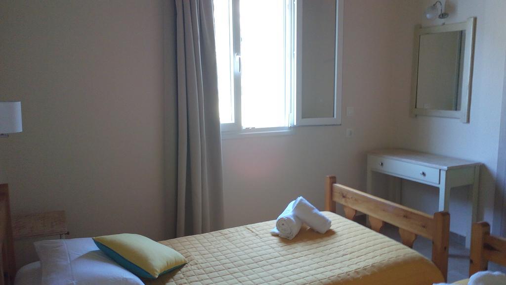 Gorgona Apartments & Studios Ypsos Buitenkant foto