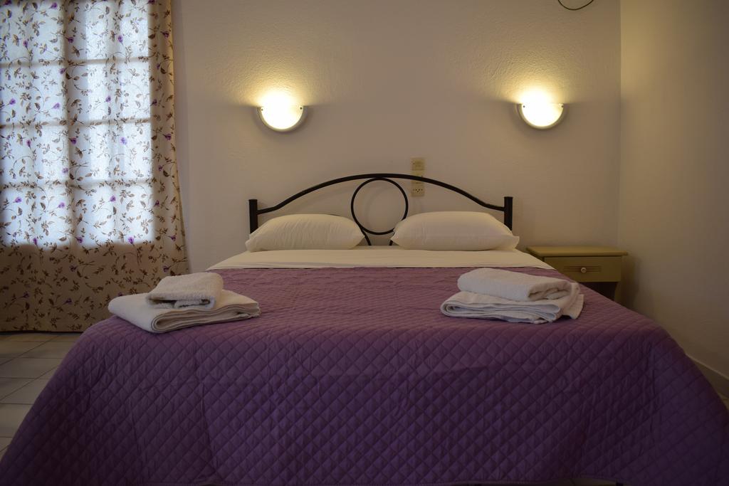 Gorgona Apartments & Studios Ypsos Buitenkant foto